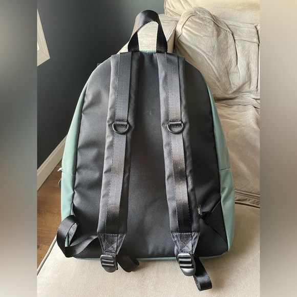 NWT!! VANS Animal MIX backpack - Picture 10 of 10